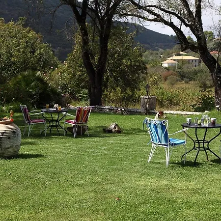 Апартаменты Karidia Asprogerakata